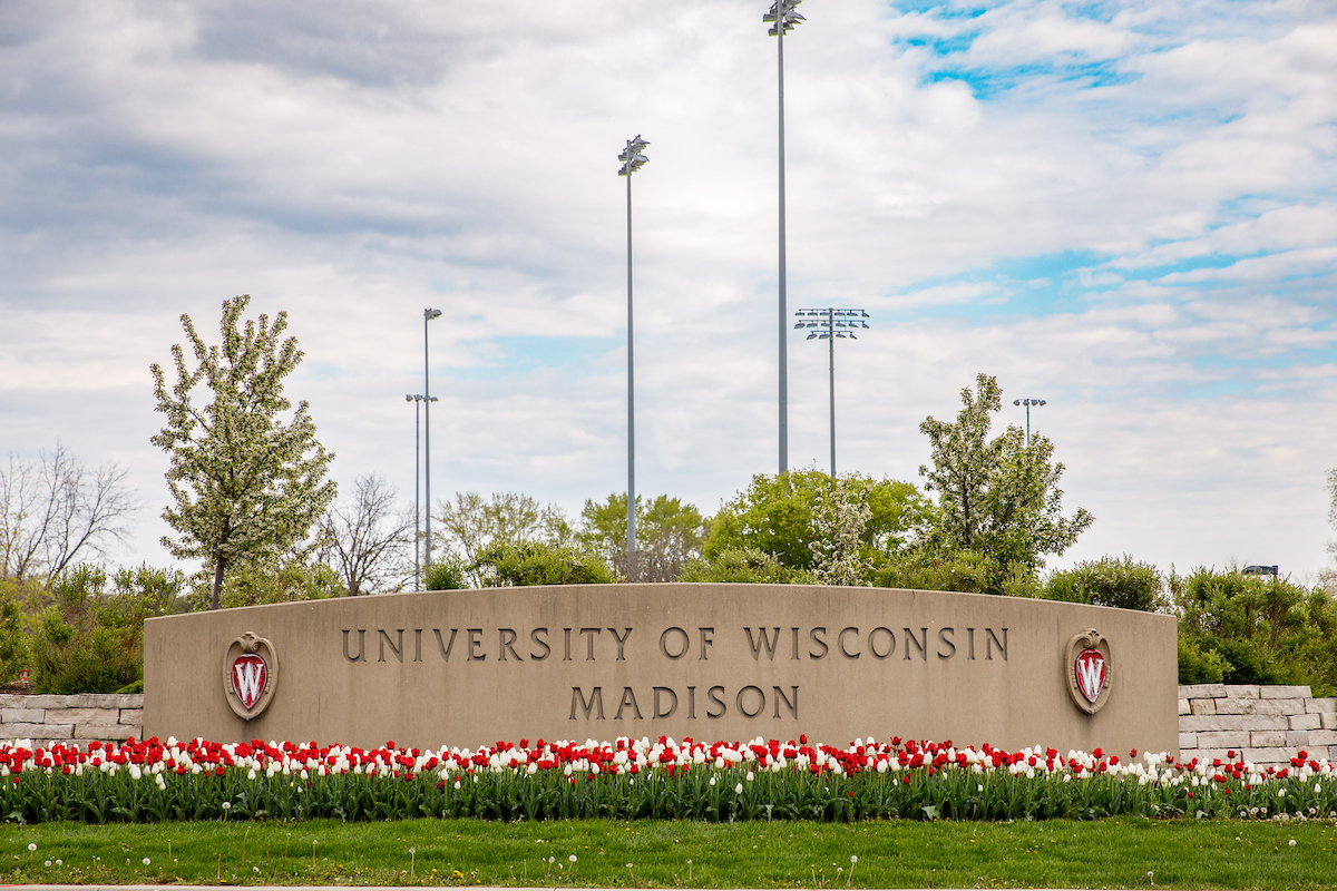 UW Madison, WI entrance sign